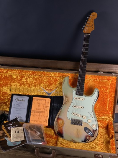 Fender 2018 Namm Ltd Edition Custom Shop Heavy Relic 62 Stratocaster Vintage Blonde over 3 Tone Sunburst